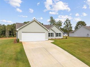 62 Joseph Ln, Hartwell, GA 30643