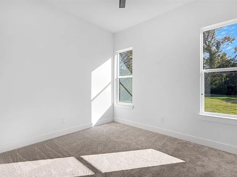 7905 Cora St #B — Photo 11