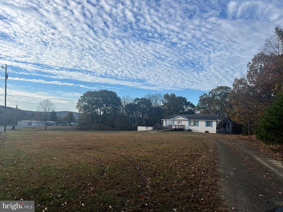 2nd image of 274 Ellifritz Ln