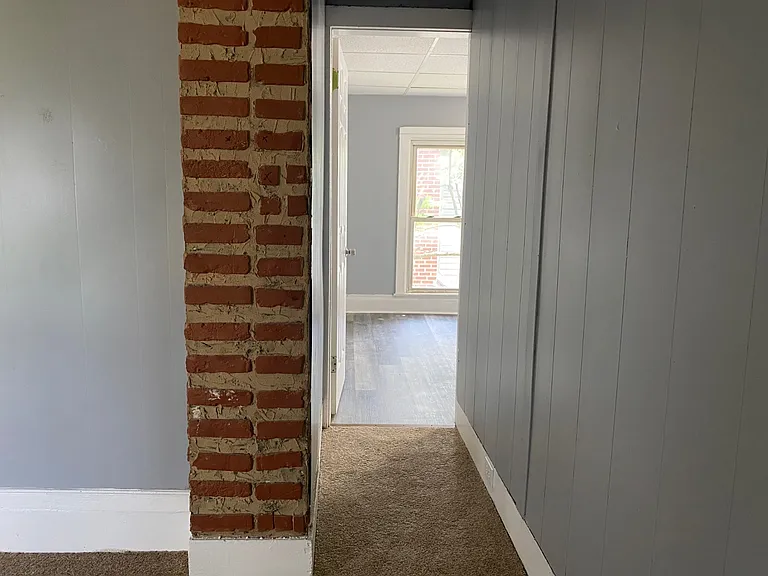 60 Center St — Photo 44