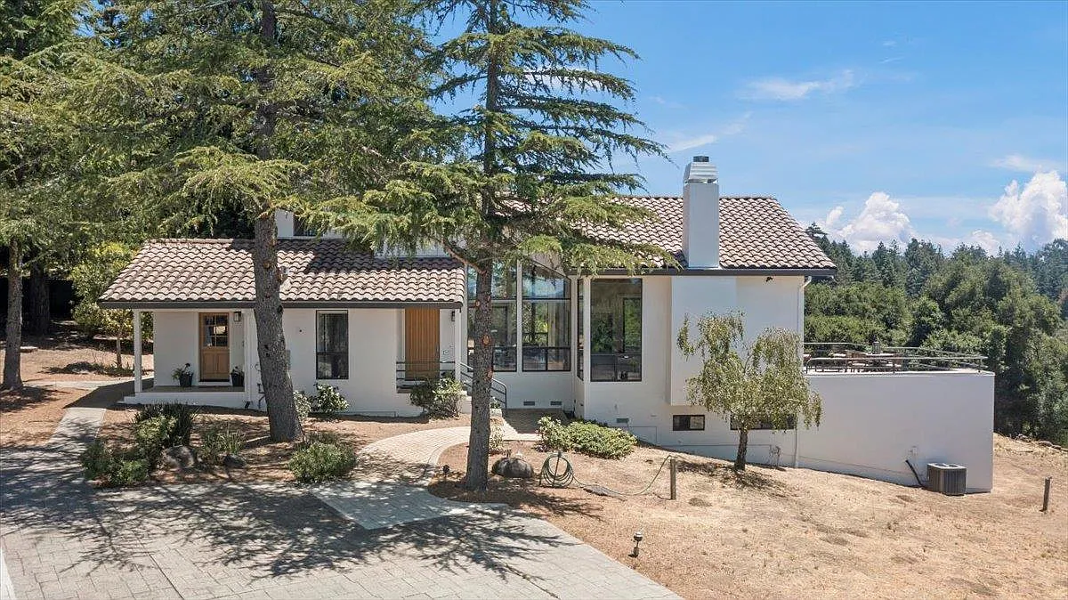 24614 Miller Hill Rd photo 1