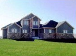 1301 Sand Cherry Ln, Huxley, IA 50124