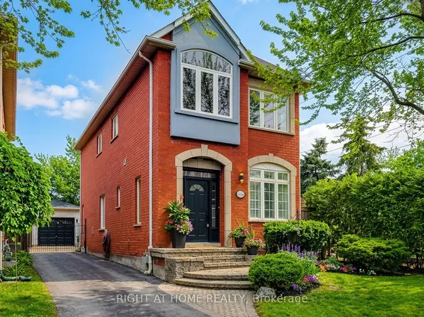 2624 Castle Hill Cres, Oakville, ON L6H 6J1