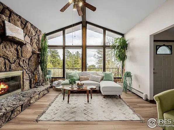 2nd image of 37 High View Ln
