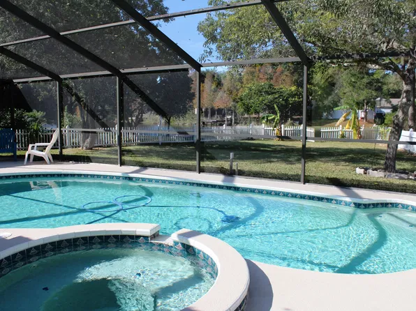 1155 Windsor Way, Lutz, FL 33559