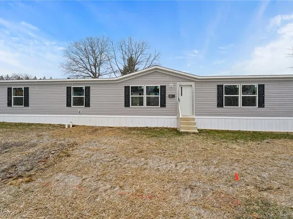 541 Lincoln Ave, Struthers, OH 44471