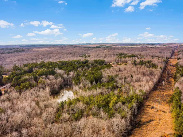 363 Stone Rd, Pinson, TN 38366