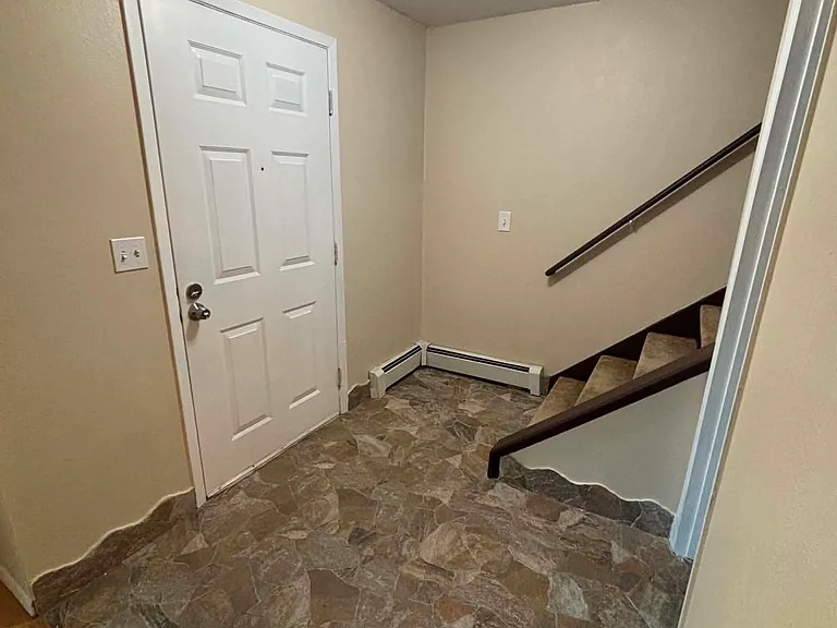 54 Nome Way #B — Photo 5