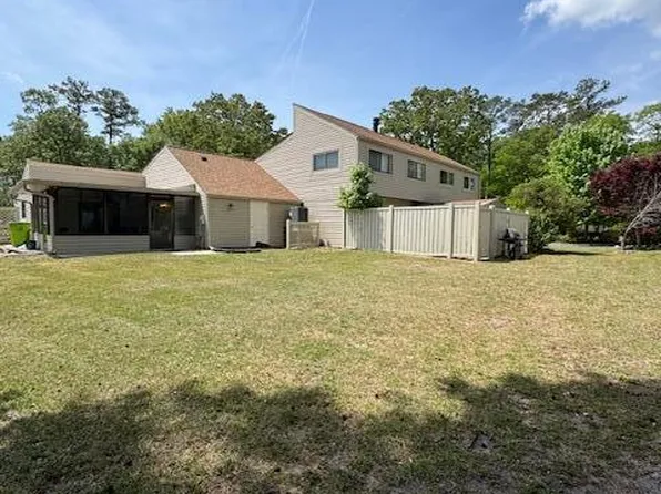 27 Quarterdeck, New Bern, NC 28562