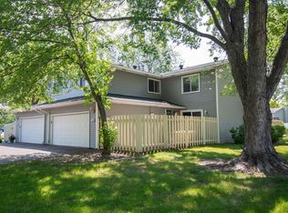 7608 Rimbley Rd, Woodbury, MN 55125