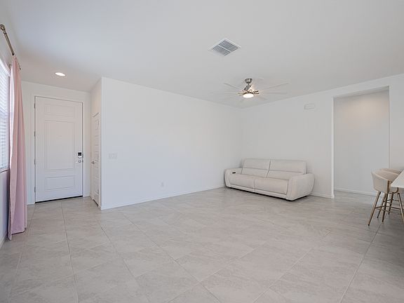 5th image of 12503 W Parkway Ln