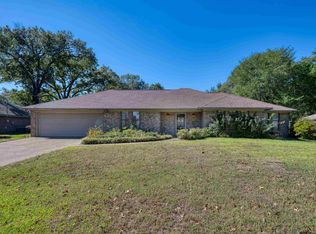 17984 Briarcrest Dr, Flint, TX 75762