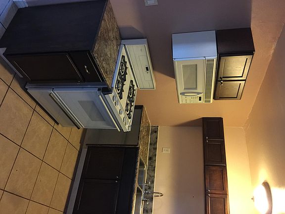 4th image of 6832 Catawba Ave