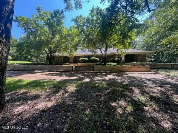 714 Laney Dr, Clinton, MS 39056