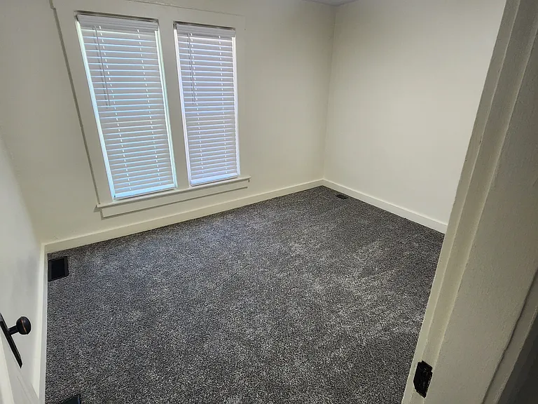 214 Pratt St #7 — Photo 14