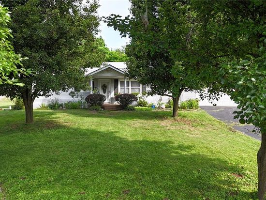 9301 Meadow View Pl, Pevely, MO 63070