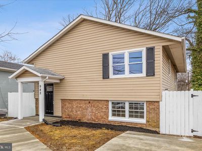 942 Clovis Ave, Capitol Heights, MD, 20743