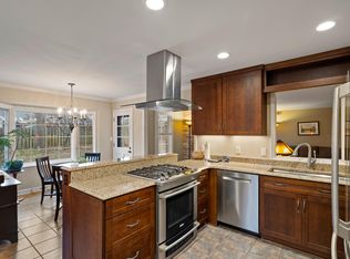 2 E Burnam Rd, Columbia, MO 65203