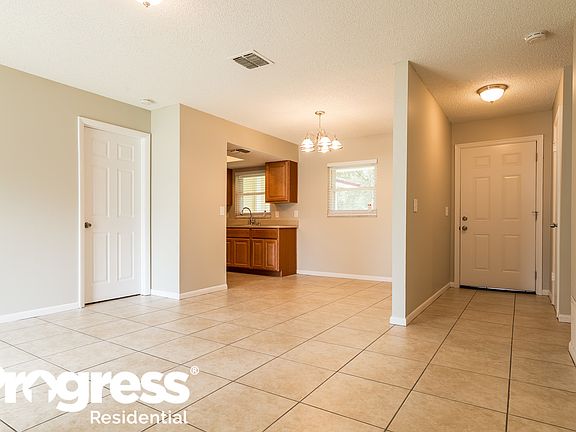 4th image of 6321 Baronette Dr