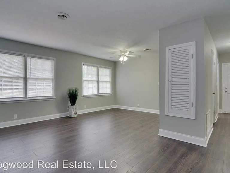 3590 Westhampton Dr — Photo 23