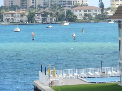 2936 Lake Shore Dr APT 203, Riviera Beach, FL, 33404