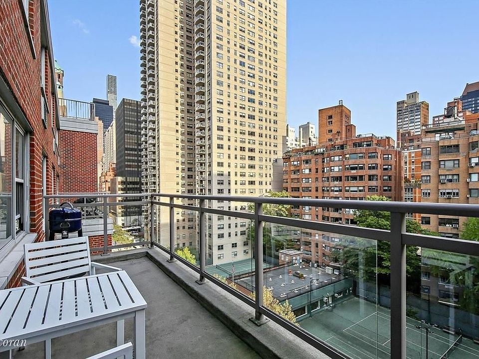1st image of 425 E 54th St #11D