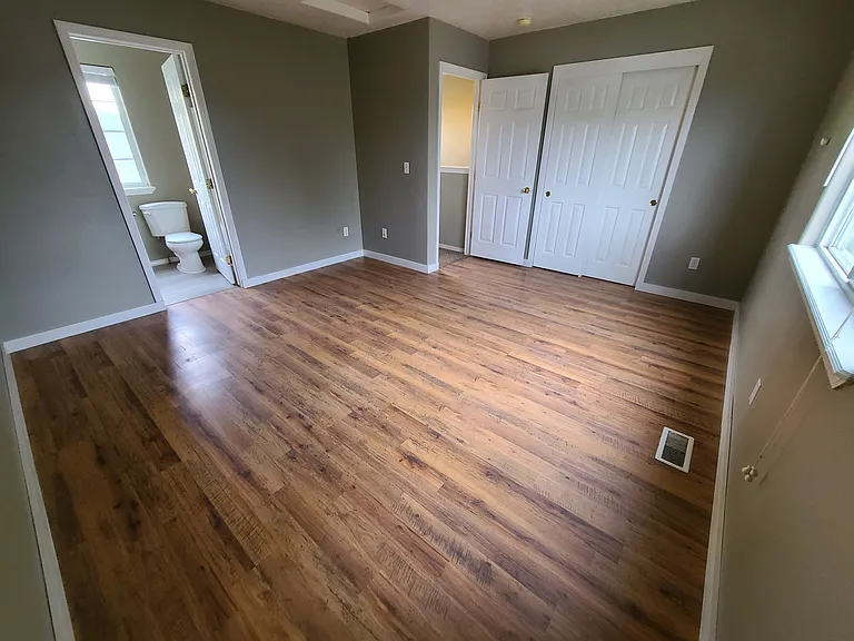 3404 E Rock Ct — Photo 2