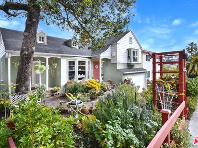 3751 Evans St, Los Angeles, CA, 90027