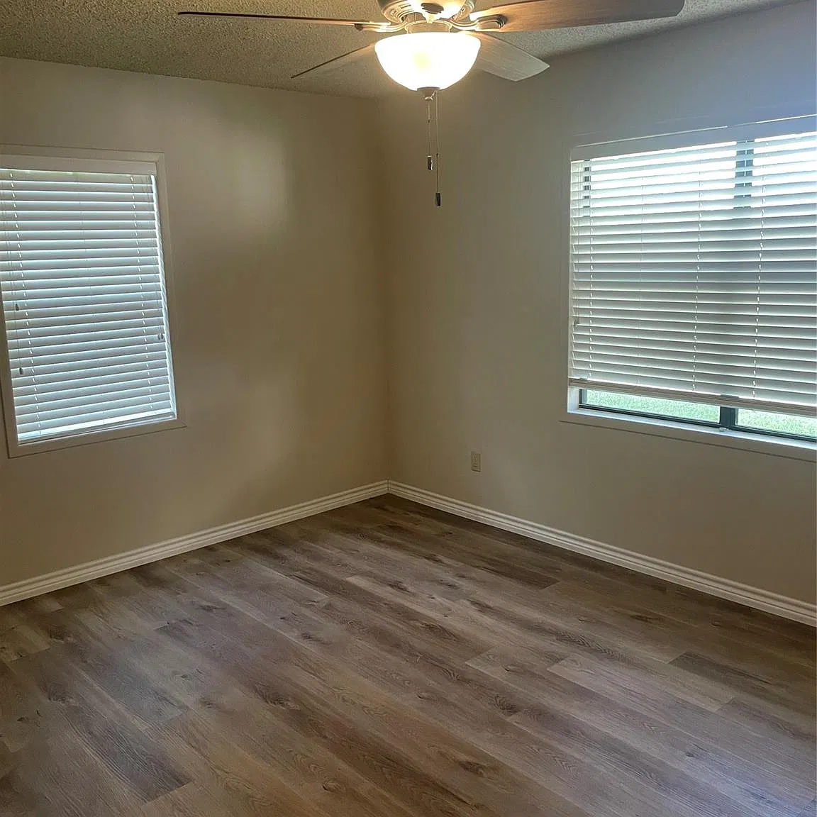 2 bed, 2.0 bath, 1395 sqft, $1,650 — Photo 4