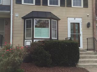 3837 Foxfield Ln, Fairfax, VA 22033