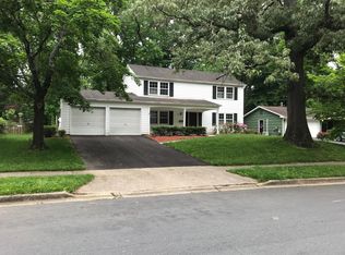 1734 Swinburne Ave, Crofton, MD 21114