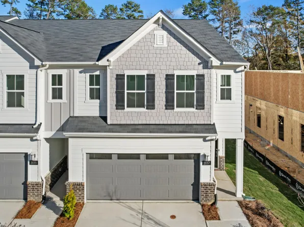 2037 Bayou Trace Dr, Charlotte, NC 28262