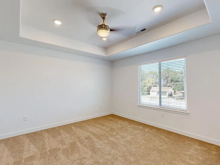 3374 W Sanctuary Ct — Photo 32