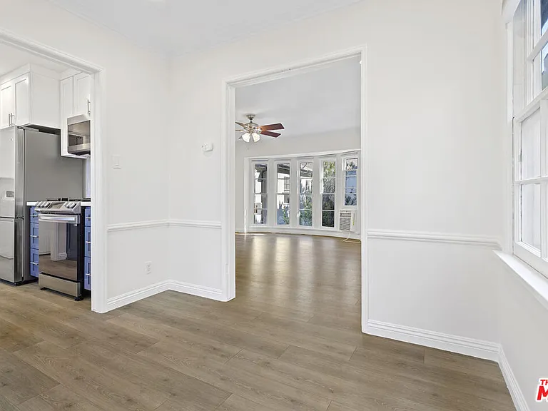 345 N Sycamore Ave #349 — Photo 8