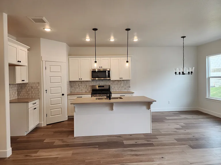 4651 S Heartwood Rd — Photo 7