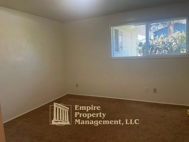 2375 Adams St — Photo 9