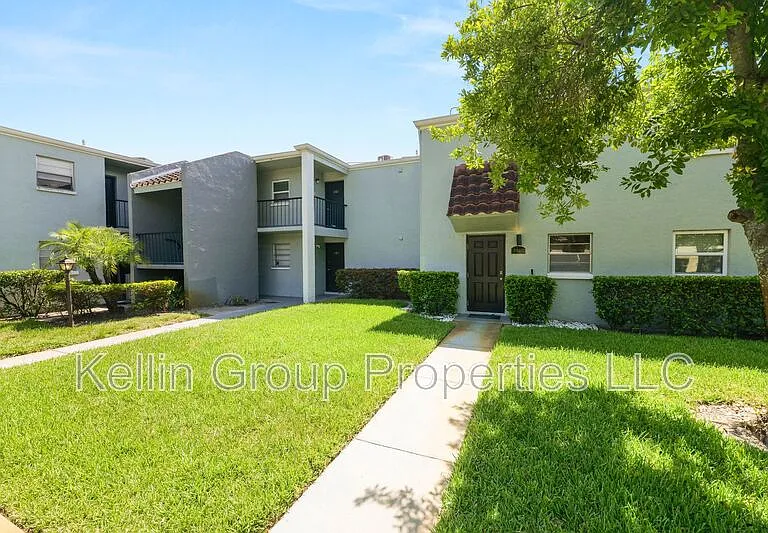 2862 Somerset Park Dr — Photo 3
