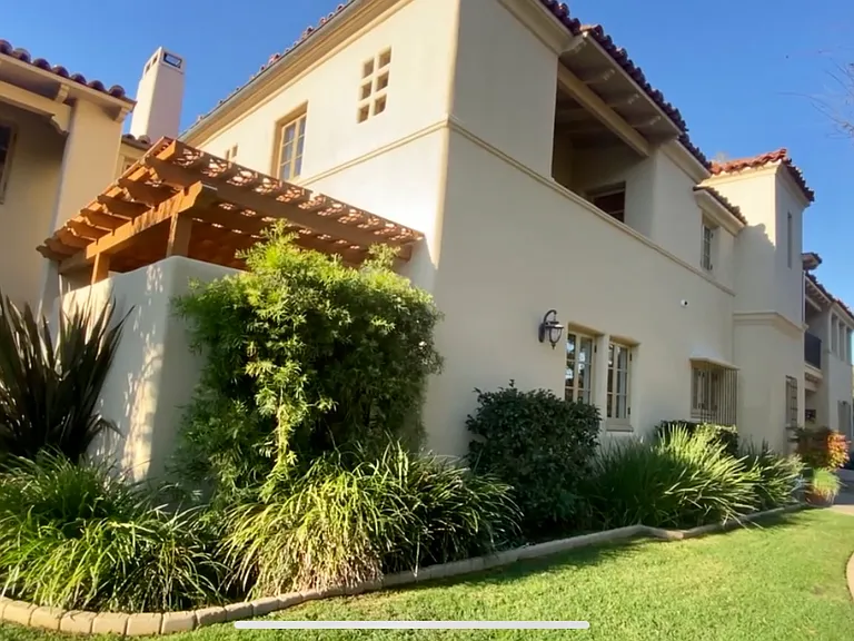 1048 Myrtle Way — Photo 10