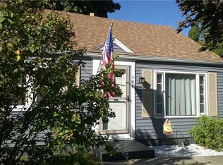 184 Stonefield Rd, Syracuse, NY 13205