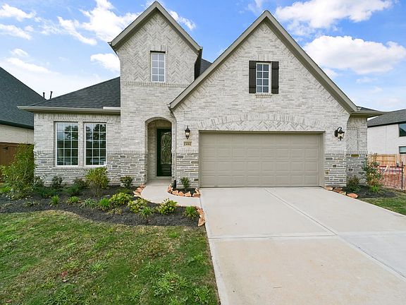 Plan 4125 elevation B exterior