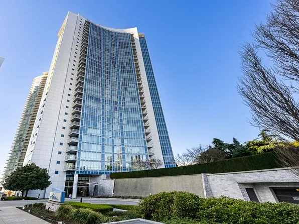 4189 Halifax St #1707, Burnaby, BC V5C 0H9