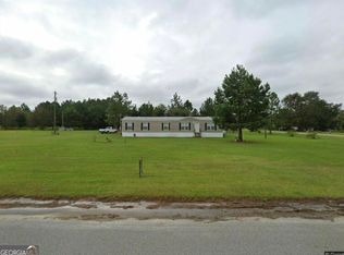 224 Meadow Rd, Alma, GA 31510