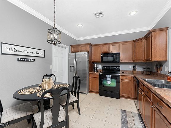 5th image of 3363 Dandolo Cir