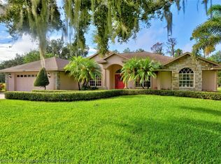 1018 Lake June Rd, Lake Placid, FL 33852