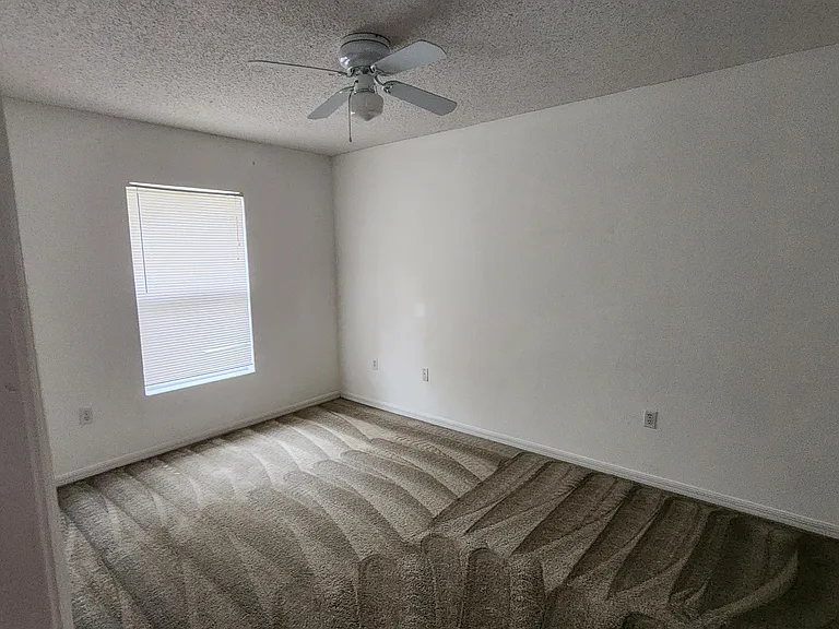 3197 Harrow Rd — Photo 10