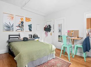 216 7th St APT 5, Brooklyn, NY 11215