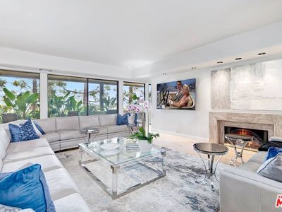 2183 Century Woods Way, Los Angeles, CA, 90067
