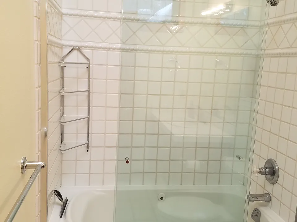 960 E Durant Ave #7