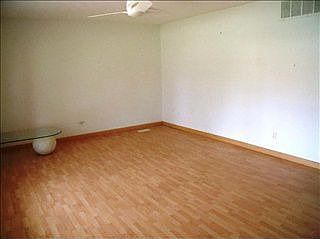 4th image of 2765 Coldsprings Dr