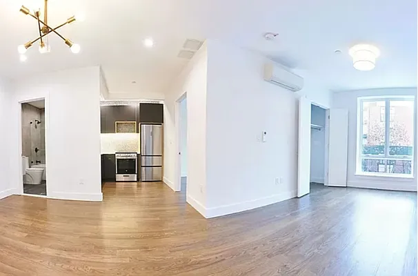 Rented by Cheskel Meisels, LREB | media 4